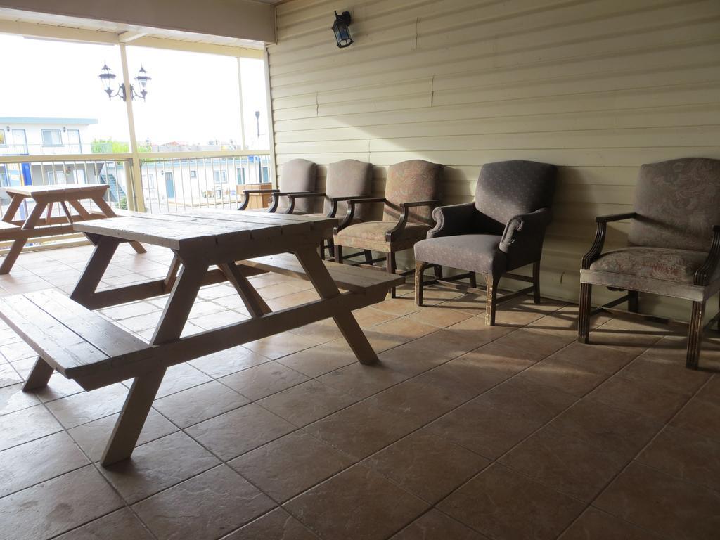 Villa Nova Motel Wasaga Beach Exterior photo