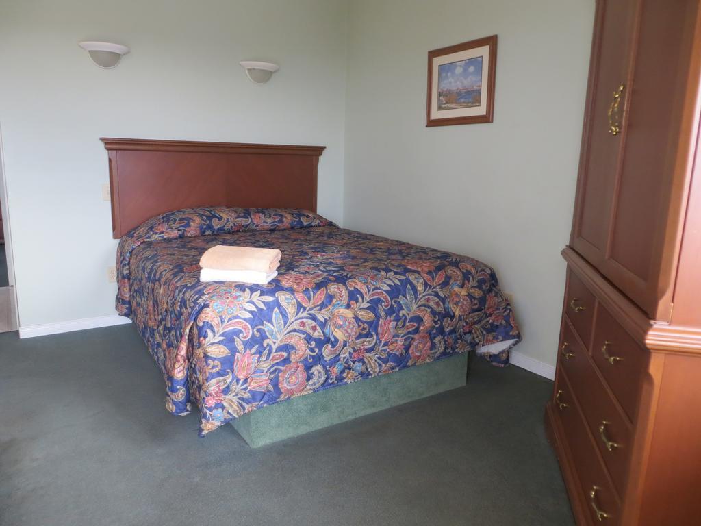 Villa Nova Motel Wasaga Beach Room photo