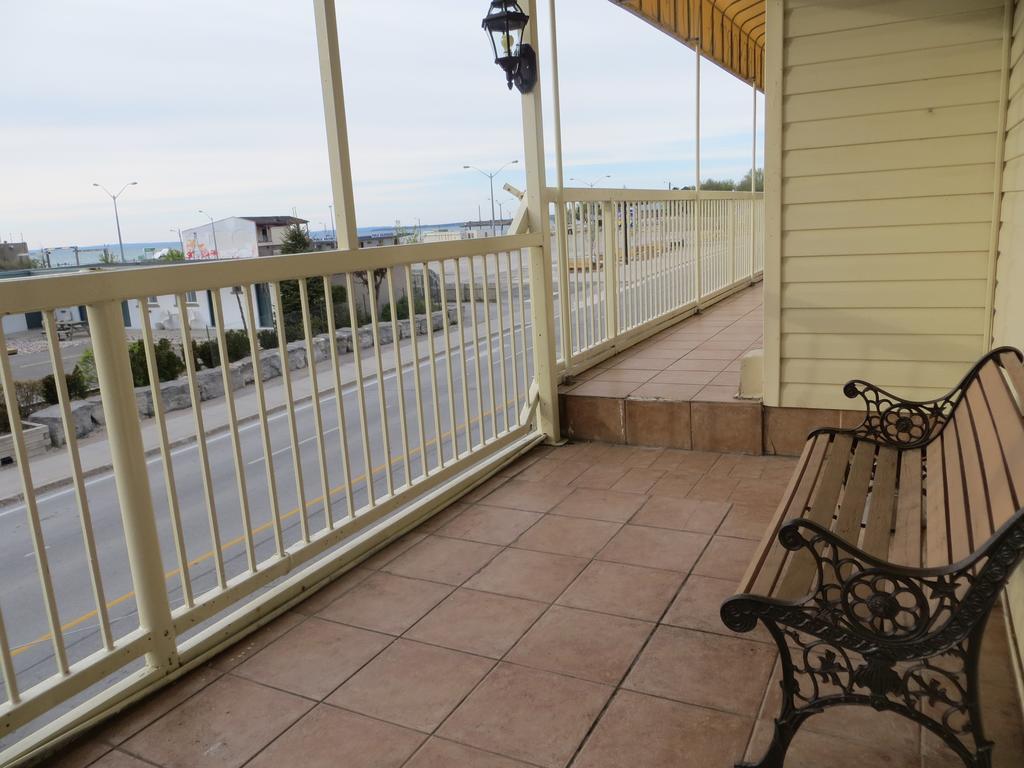Villa Nova Motel Wasaga Beach Exterior photo